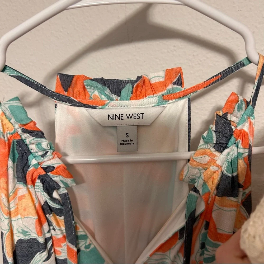 Size Small Bundle of 8 Women’s Items